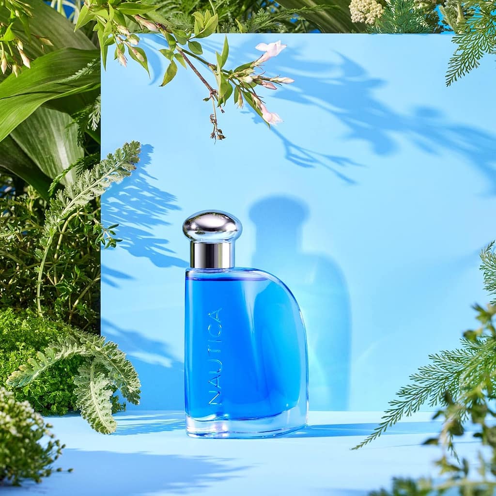 NAUTICA Classic Eau de Toilette for Men - Citrusy and Earthy Scent - Aromatic Notes of Bergamot, Jasmine, and Musk - Great for Everyday Wear - 3.4 Fl Oz